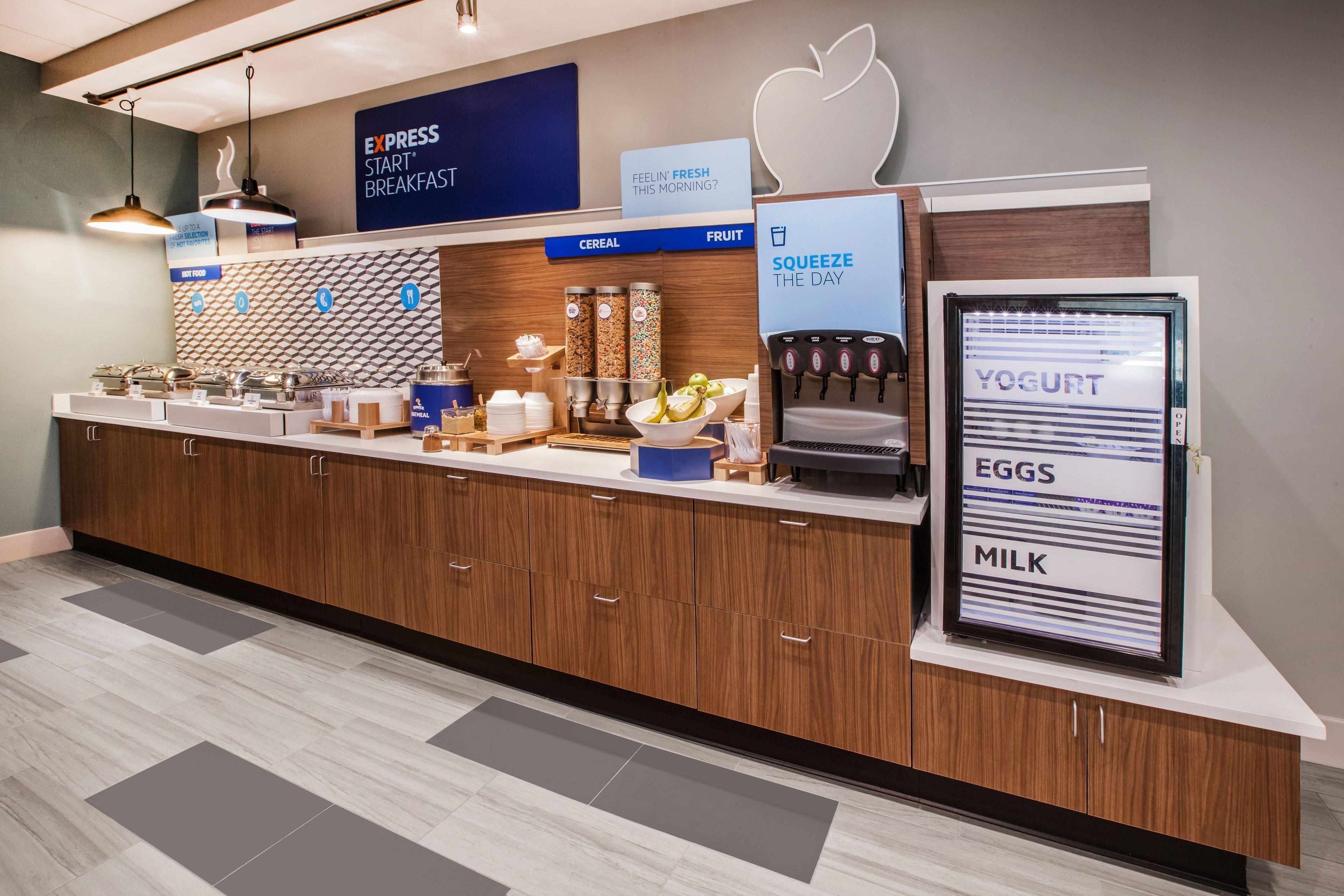 Hotel Express & Knoxville Airport By Ihg