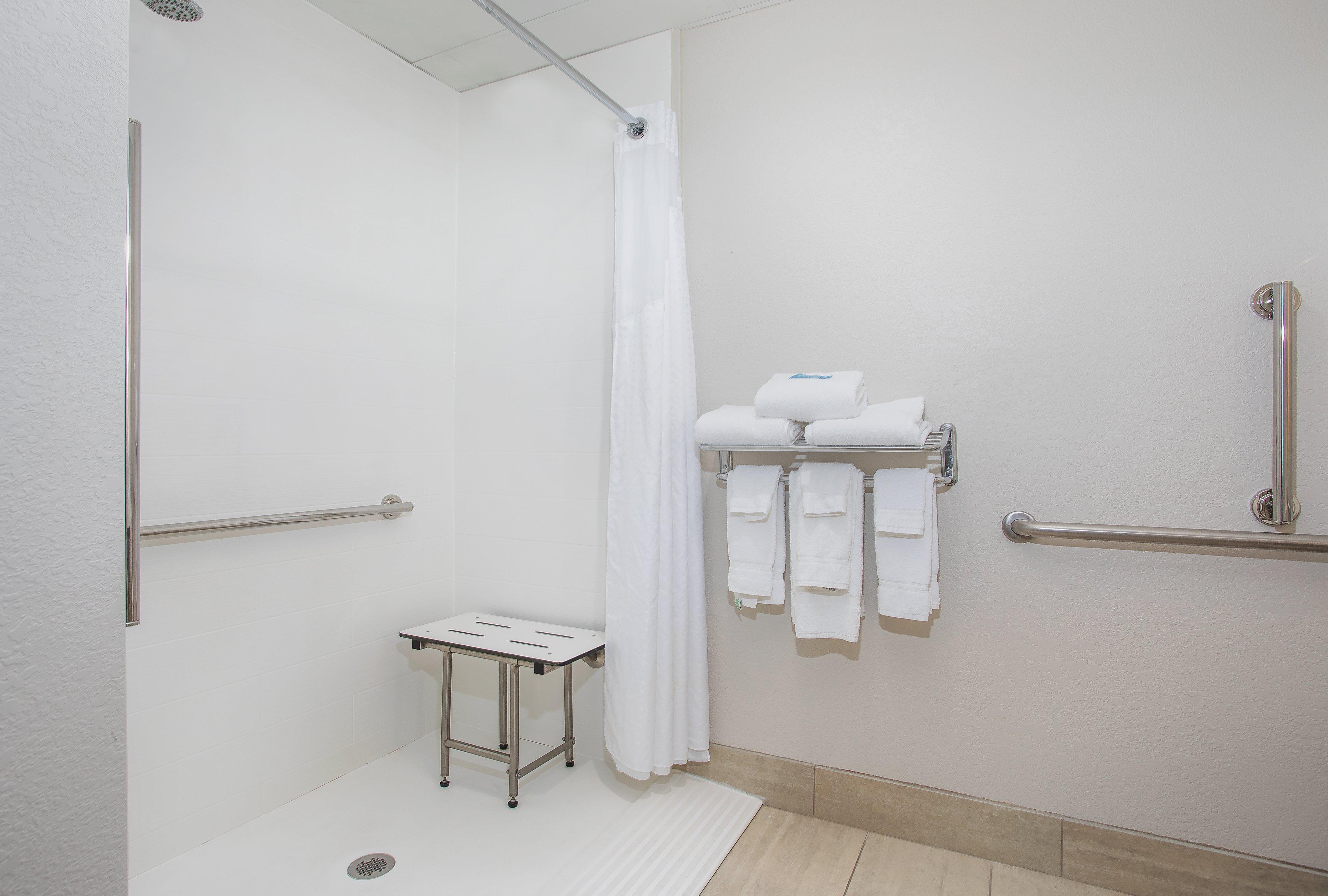Express & Knoxville Airport By Ihg Hotel 2*