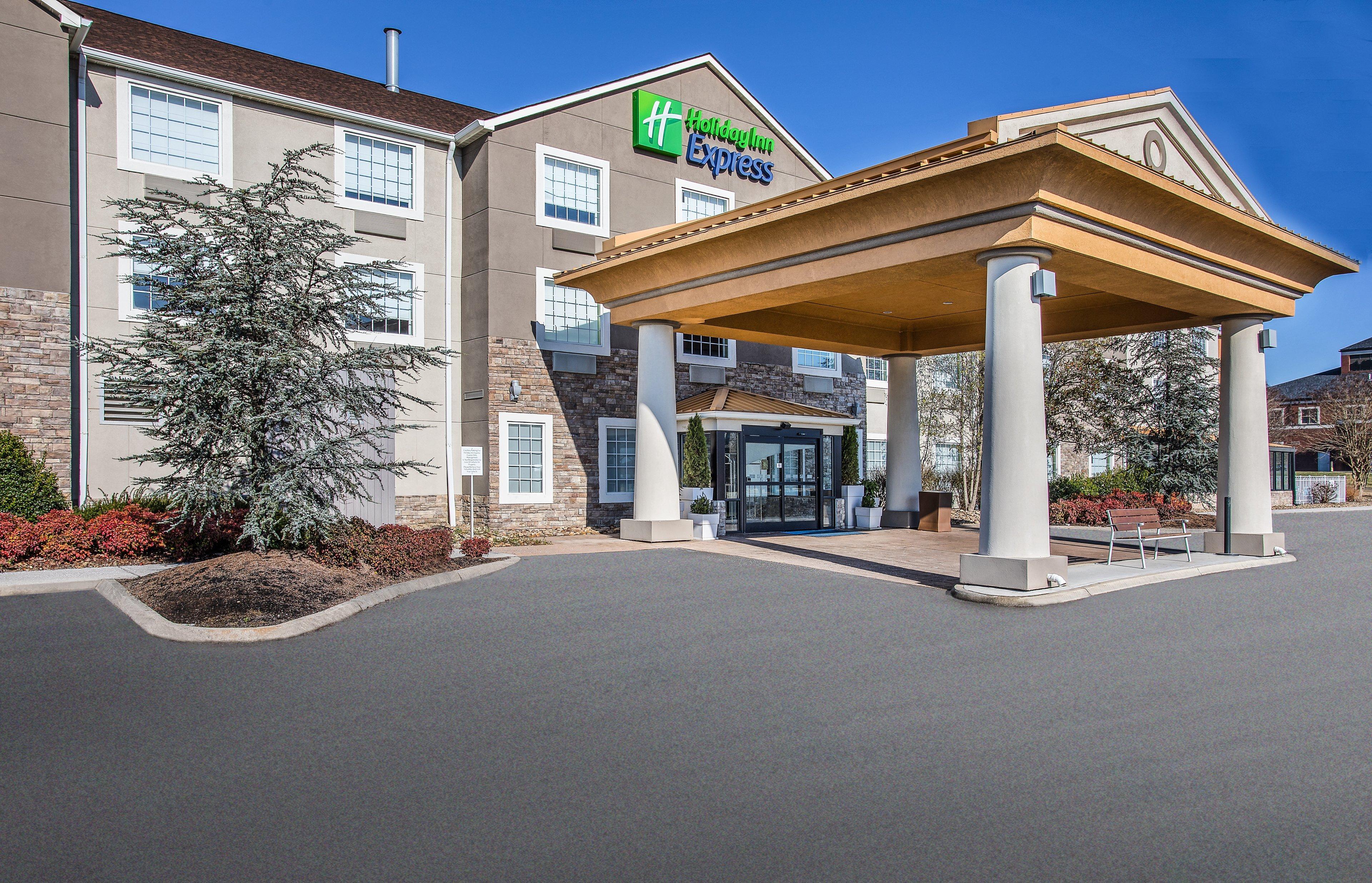 Express & Knoxville Airport By Ihg Alcoa