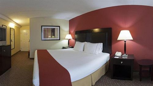 Hotel Express & Knoxville Airport By Ihg